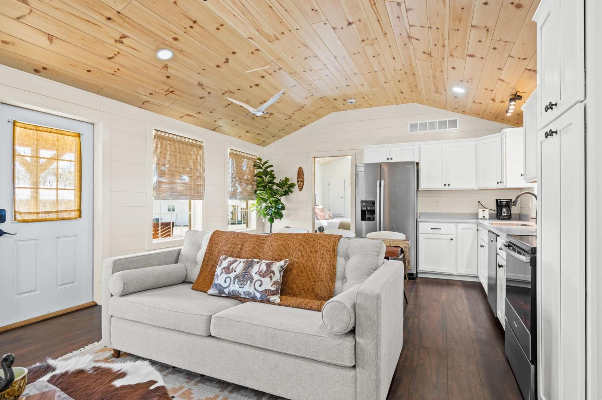 The Lodges At Eden Reserve - Cabins Near Ark Williamstown Esterno foto