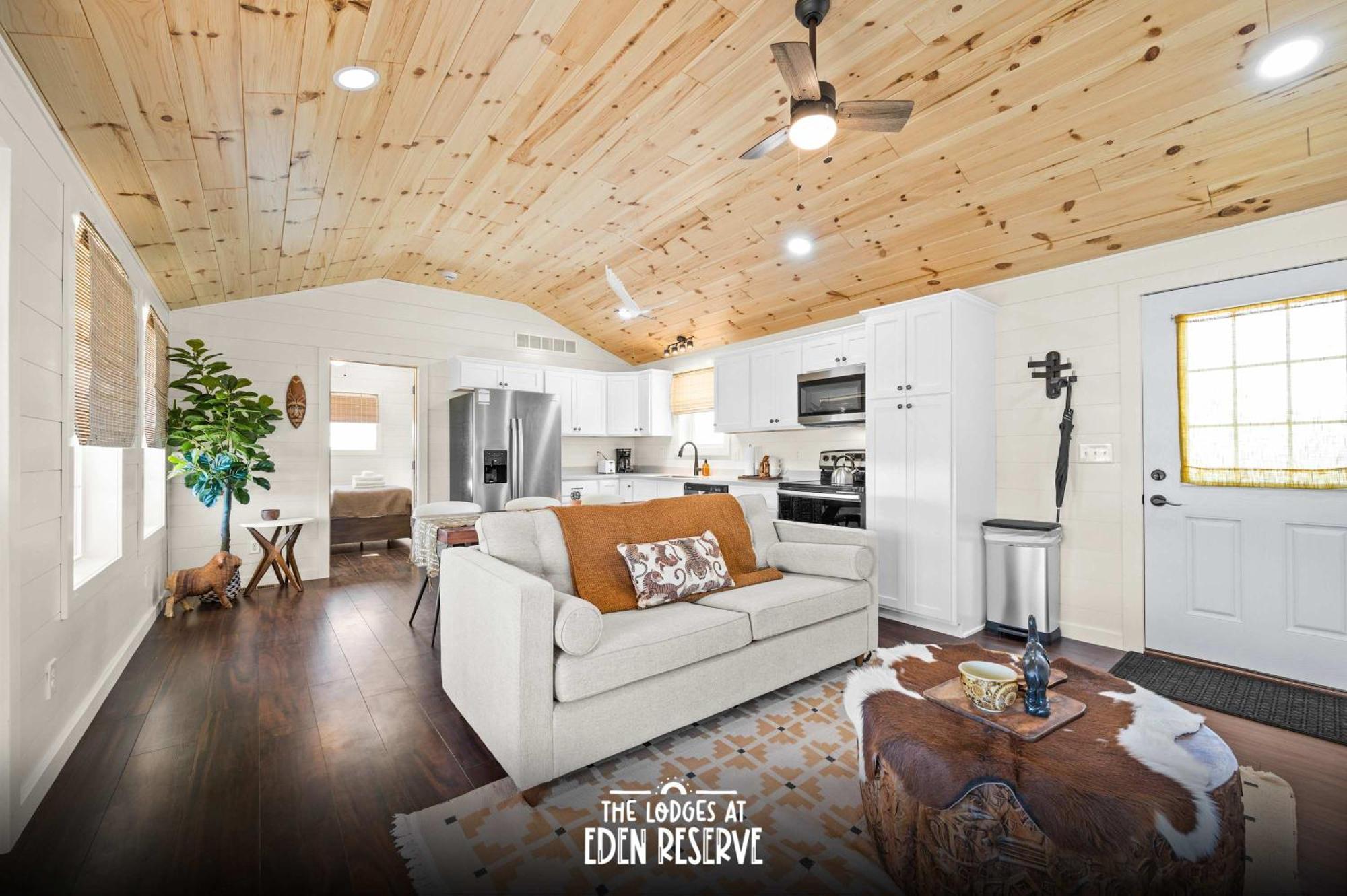 The Lodges At Eden Reserve - Cabins Near Ark Williamstown Esterno foto